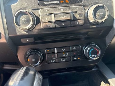 Used 2018 Ford F150 XLT w/ Equipment Group 302A Luxury AWD/4WD image 14