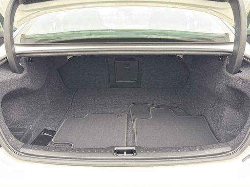 Used 2024 Volvo S60 B5 Plus w/ Climate Package image 40