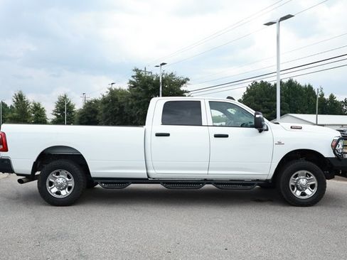 Used 2024 RAM 3500 Tradesman w/ Towing Technology Group AWD/4WD image 4