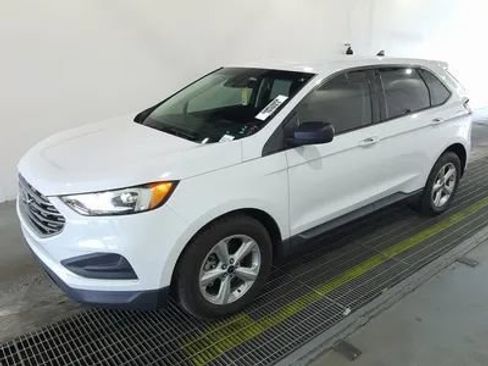 Used 2020 Ford Edge SE FWD image 1