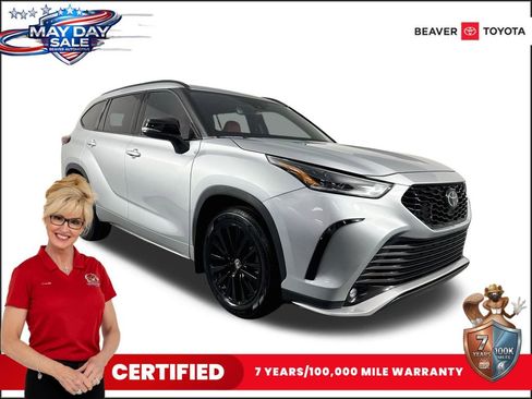 Used 2023 Toyota Highlander XSE FWD image 1