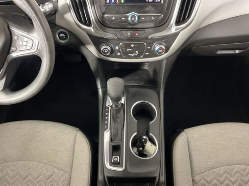 Used 2024 Chevrolet Equinox LS AWD/4WD image 14