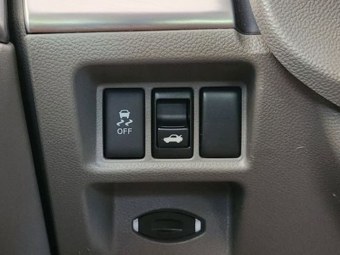 Used 2015 INFINITI Q40 AWD w/ Navigation Package image 21