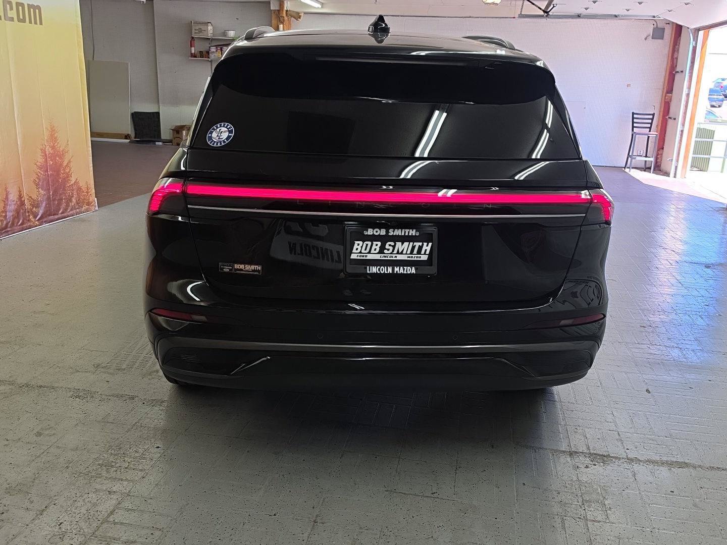 Certified 2025 Lincoln Nautilus Reserve w/ Jet Appearance Package AWD/4WD image 19