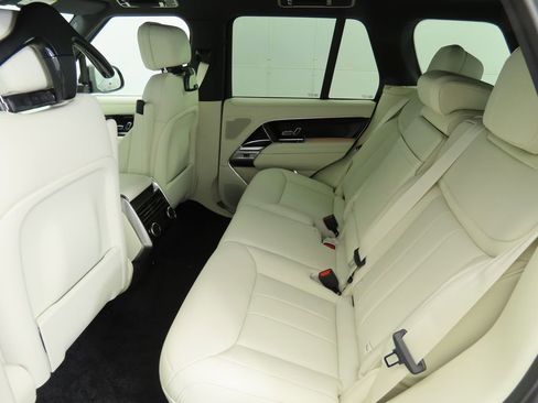 New 2026 Land Rover Range Rover SE AWD/4WD image 21