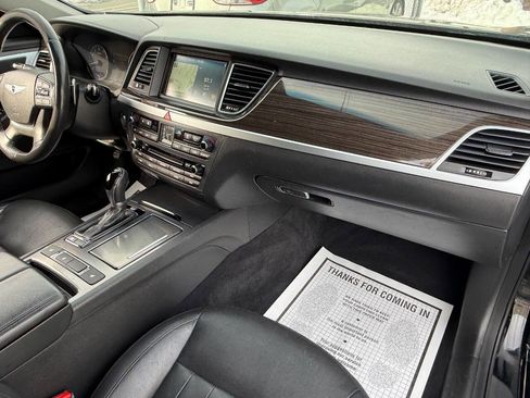 Used 2016 Hyundai Genesis 3.8 image 16