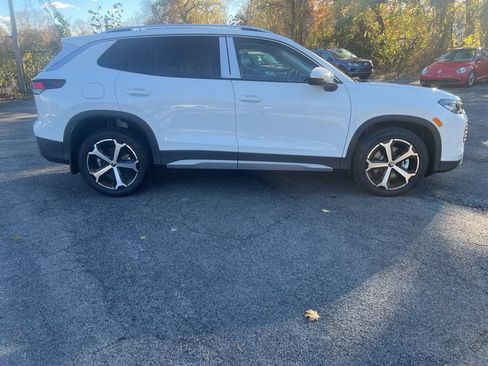 New 2026 Volkswagen Tiguan SE AWD/4WD image 5