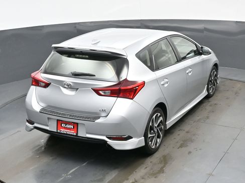 Used 2018 Toyota Corolla iM w/ All-Weather Mat Package image 37