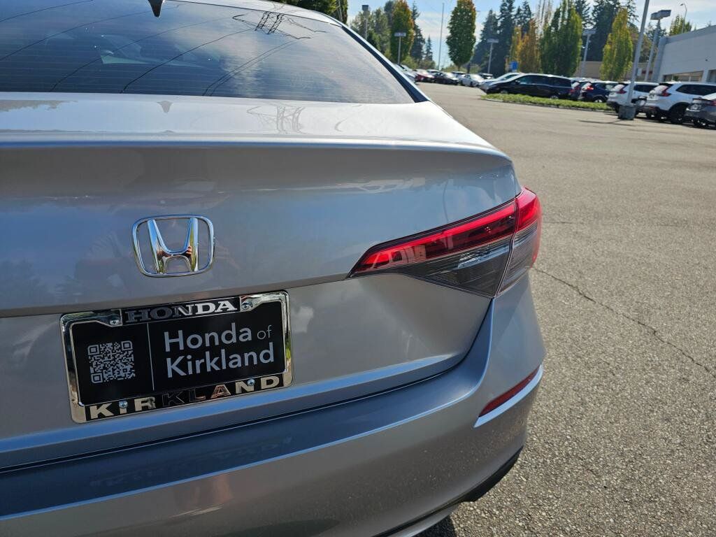 Used 2023 Honda Civic LX image 17