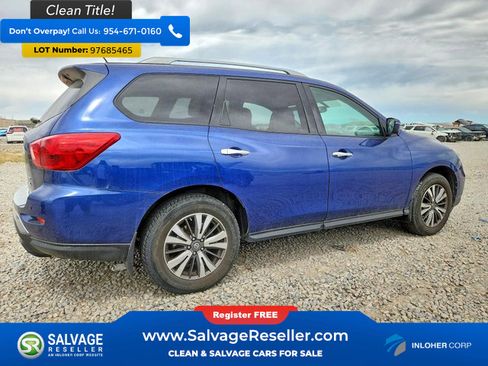 Used 2017 Nissan Pathfinder SL w/ Trailer Tow Package AWD/4WD image 4