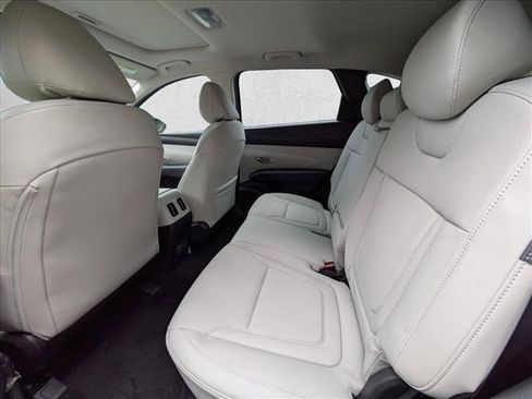 New 2026 Hyundai Tucson SEL image 18