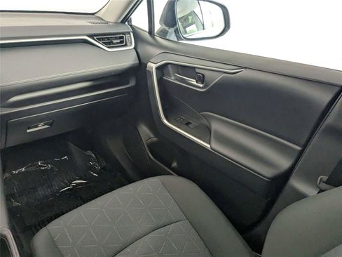 Used 2025 Toyota RAV4 XLE w/ Convenience Package FWD image 41