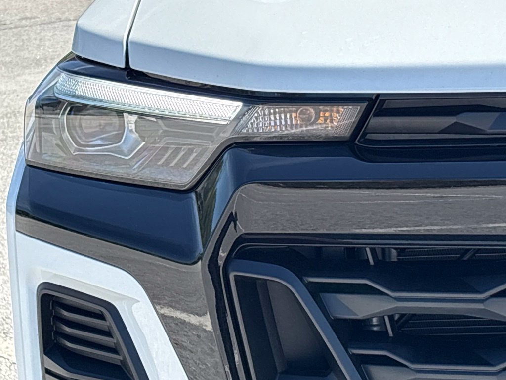 New 2026 Chevrolet Colorado Z71 w/ Technology Package AWD/4WD image 4
