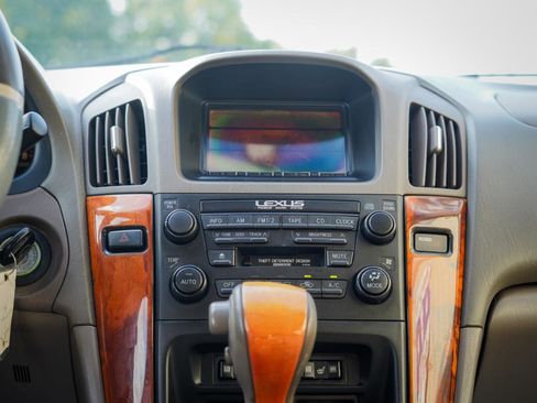 Used 2002 Lexus RX 300 4WD image 12