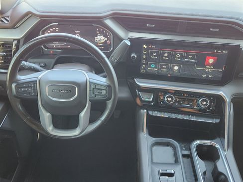 Used 2024 GMC Sierra 3500 Denali w/ Denali Reserve Package image 31