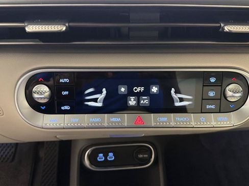 New 2026 Genesis GV60 RWD image 18