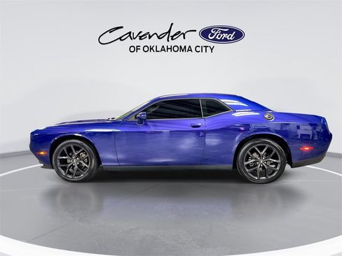 Used 2021 Dodge Challenger SXT w/ Blacktop Package image 5