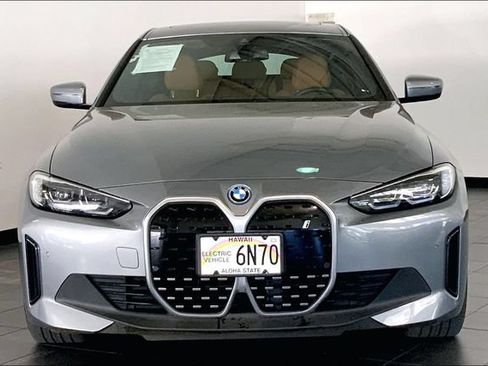 Used 2023 BMW i4 eDrive35 RWD image 3