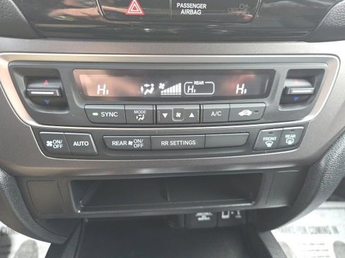 Used 2020 Honda Ridgeline Sport image 16