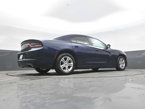 Used 2016 Dodge Charger SE image 34