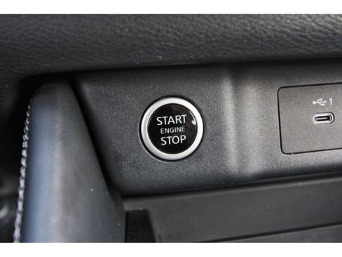 Used 2023 Nissan Rogue SL w/ SL Premium Package FWD image 27