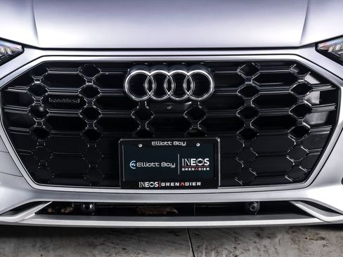 Used 2023 Audi Q5 2.0T Prestige AWD/4WD image 9