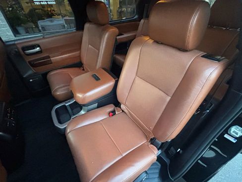 Used 2015 Toyota Sequoia Platinum image 25