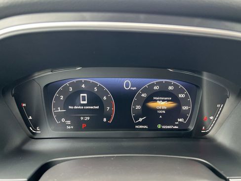 Used 2023 Honda Pilot Elite image 12