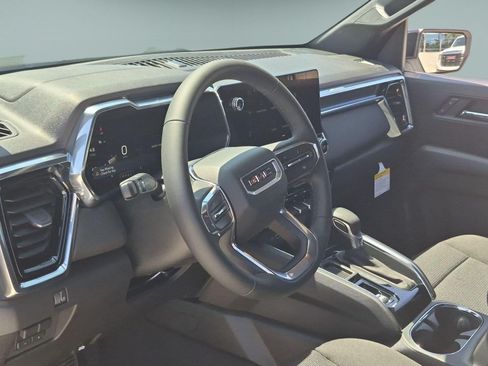 New 2026 GMC Canyon Elevation w/ Convenience Package RWD image 9