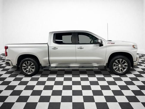 Certified 2020 Chevrolet Silverado 1500 LT w/ All-Star Edition image 2