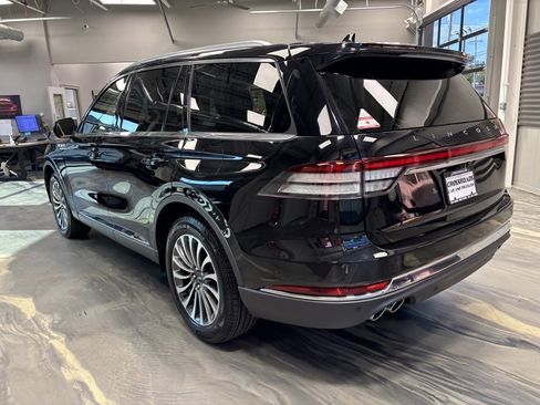 Used 2020 Lincoln Aviator Reserve w/ Equipment Group 201A image 40