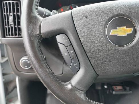 Used 2022 Chevrolet Express 3500 w/ Power Convenience Package RWD image 20