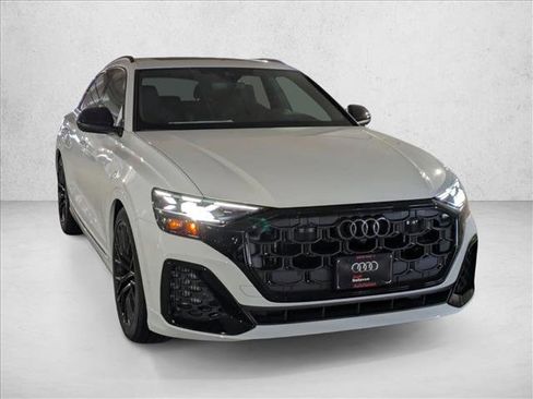 New 2026 Audi SQ8 Prestige image 6