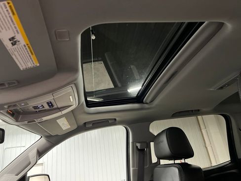 Used 2017 GMC Sierra 1500 Denali w/ Denali Ultimate Package image 21