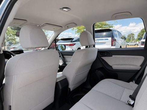 Used 2018 Subaru Forester 2.5i w/ Alloy Wheel Package AWD/4WD image 13