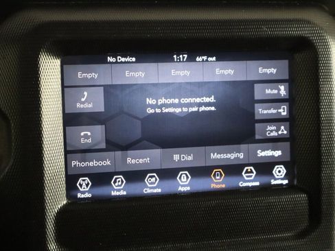 Used 2018 Jeep Wrangler Unlimited Sahara image 34