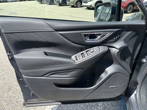 Used 2022 Subaru Forester Touring image 38