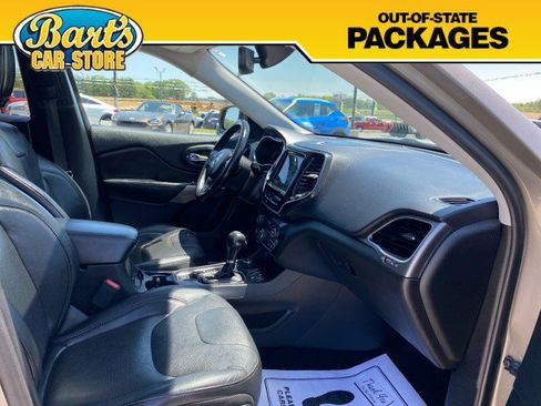 Used 2019 Jeep Cherokee Limited AWD/4WD image 15