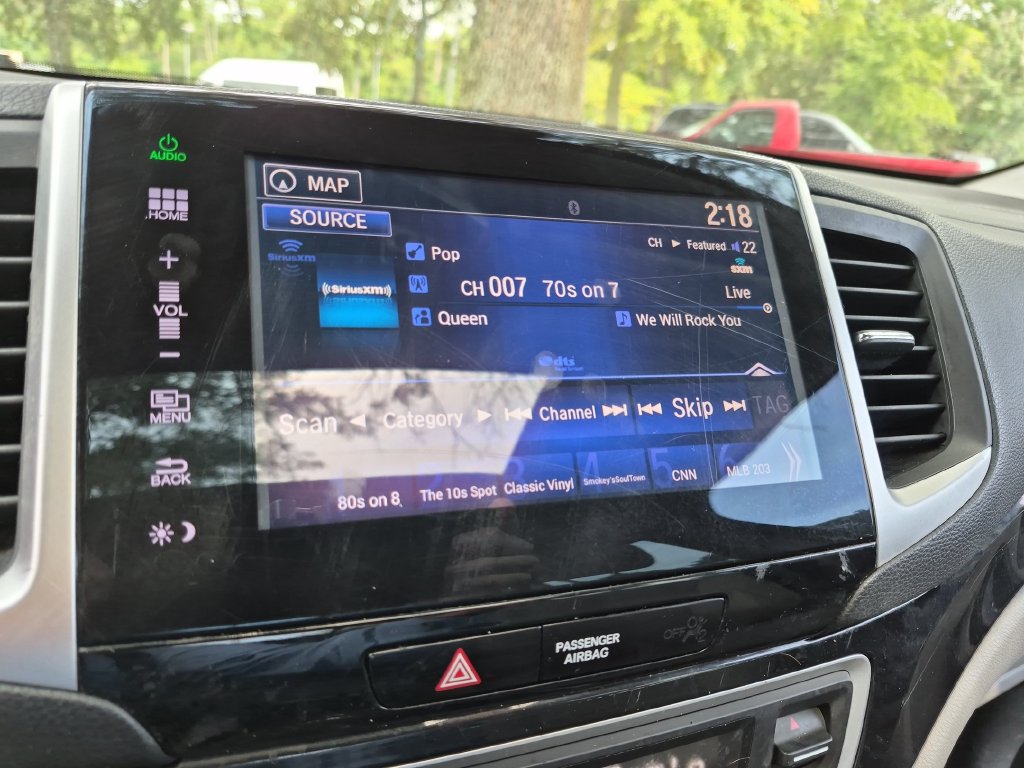 Used 2016 Honda Pilot Elite image 25