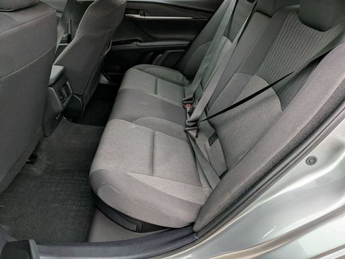 Used 2025 Toyota Camry LE FWD image 28