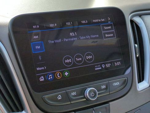 Used 2023 Chevrolet Malibu LS image 16