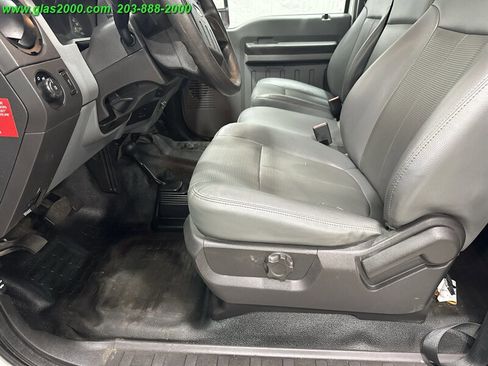 Used 2015 Ford F550 4x4 SuperCab Super Duty image 23