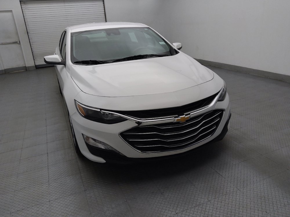 Used 2020 Chevrolet Malibu LT FWD image 14
