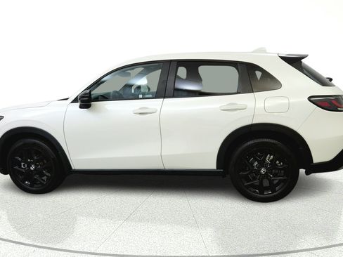 Used 2023 Honda HR-V Sport image 4