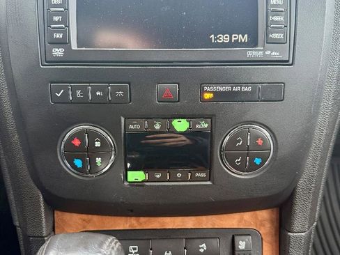 Used 2012 Buick Enclave Premium image 46