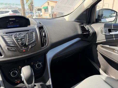 Used 2016 Ford Escape SE image 26