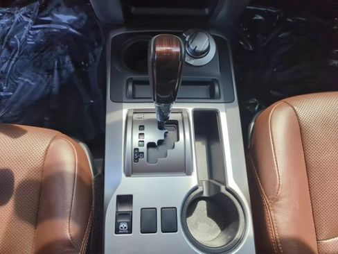 Used 2023 Toyota 4Runner Limited AWD/4WD image 14