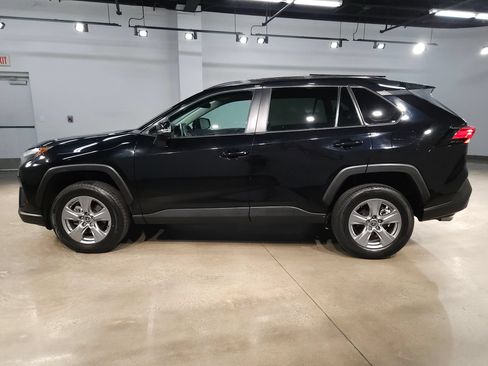 Used 2024 Toyota RAV4 XLE FWD image 4