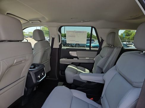 New 2027 Ford Expedition Active RWD image 19
