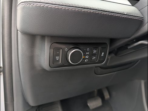 Certified 2023 Ford Mustang Mach-E Select AWD/4WD image 29